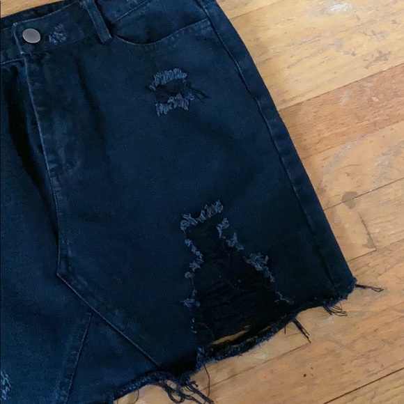 IVIVI black distressed denim skirt size M - Picture 3 of 5